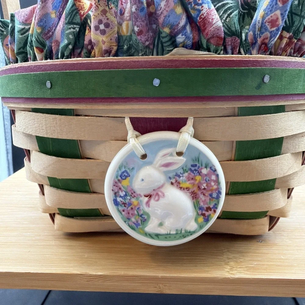 Longaberger Easter Basket 1999 Bunny Rabbit Divider Liner Protector Tie On